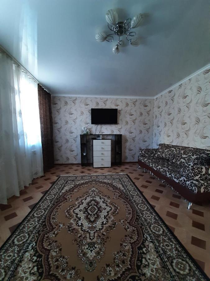 Apartment On Vyazemskaya Astrachan Exterior foto
